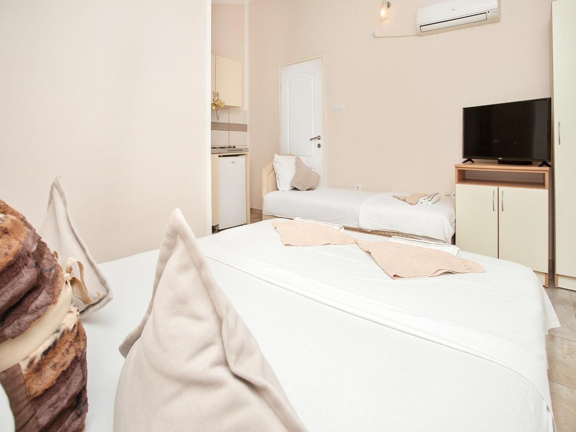 Apartments Mik5 - Famous Beach Jaz Budva Zewnętrze zdjęcie